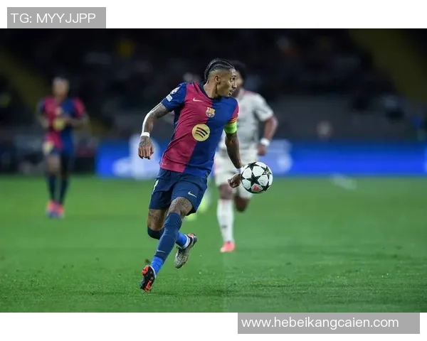 欧冠激战：那不勒斯逆转巴萨6-2全场沸腾数据解析精彩纷呈